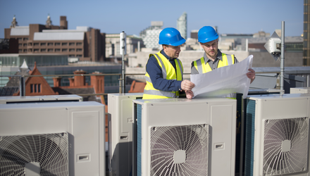 Medewerker onderhoud luchtfilters